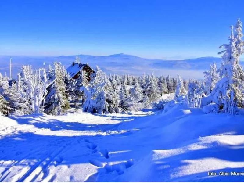 Schronisko na Skrzycznem w Beskidzie Śląskim